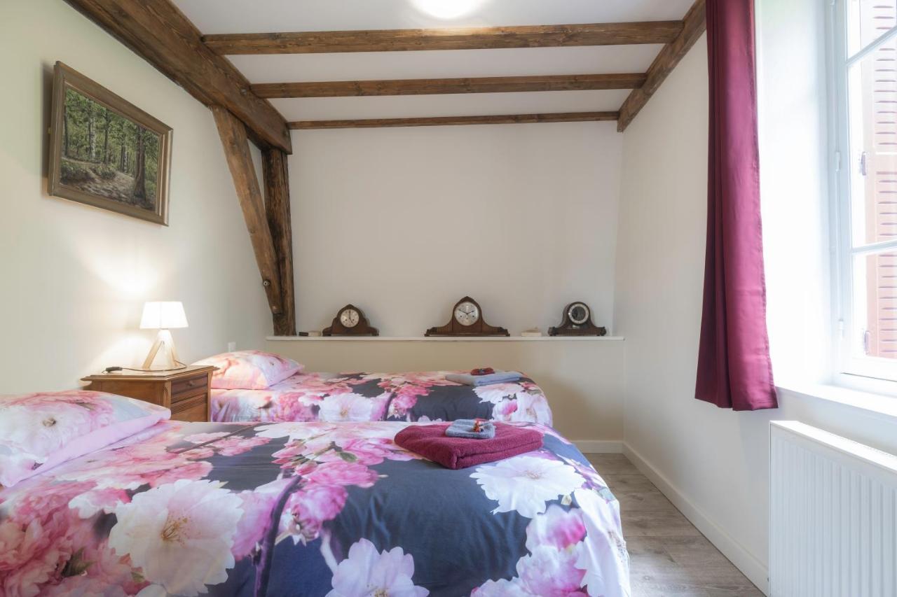 Bed and Breakfast Le Pont Du Roy Besse-et-Saint-Anastaise Exterior foto